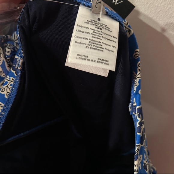 J Crew One Piece Ruched Swimsuit NWT Size 8 Blue Floral - Picture 4 of 4